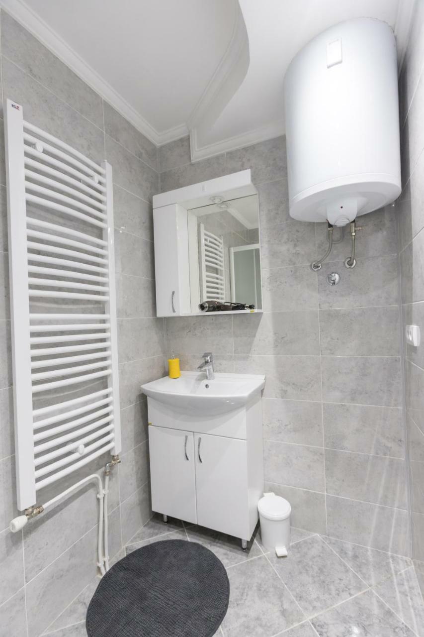 Manirosi 5 Apartment Subotica Exterior foto
